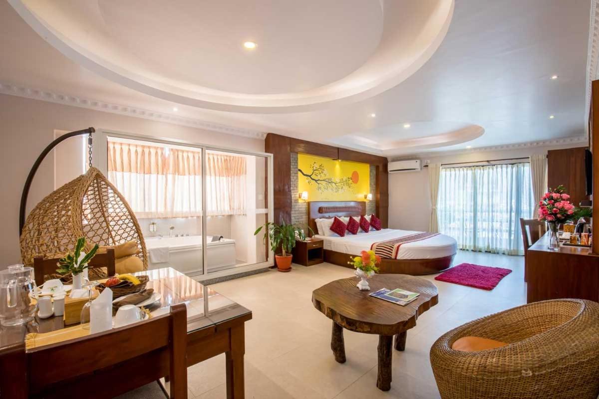Kuti Resort & Spa Покхара Экстерьер фото