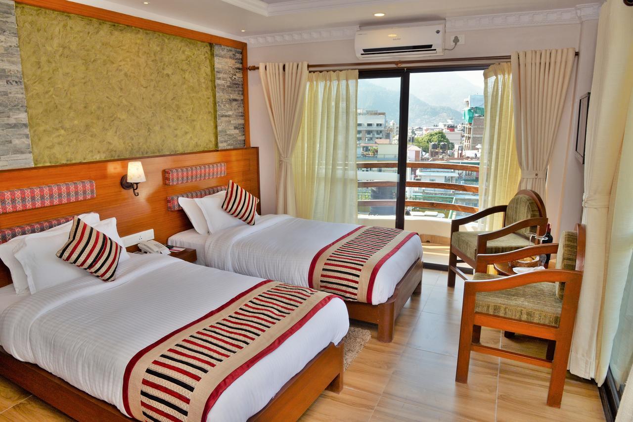 Kuti Resort & Spa Покхара Экстерьер фото